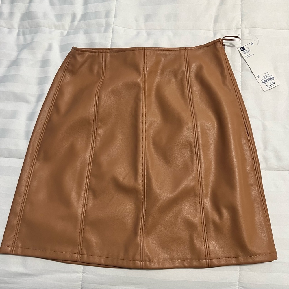 BROWN FAUX LEATHER MINI SKIRT